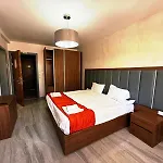 The Urban 4*