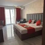 The Urban 4*