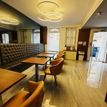 The Urban 4* Gzira