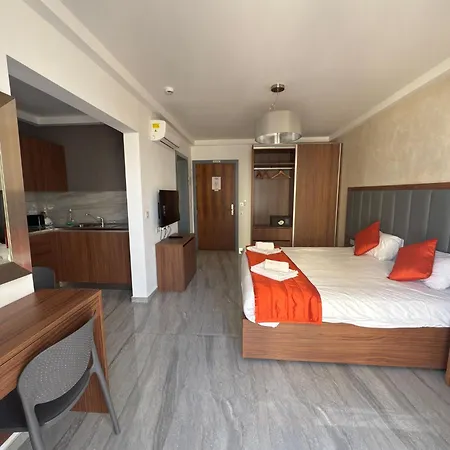 Guest house The Urban