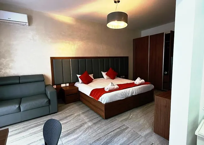 The Urban 4* Gżira